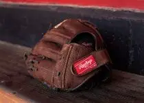 Best Baseball Glove for 11 Year Old